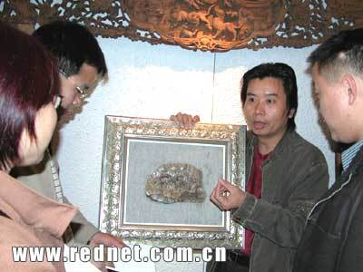 纯朴自然倍受青睐 张家界砂石画走出国门(组图)_新闻中心_新浪网